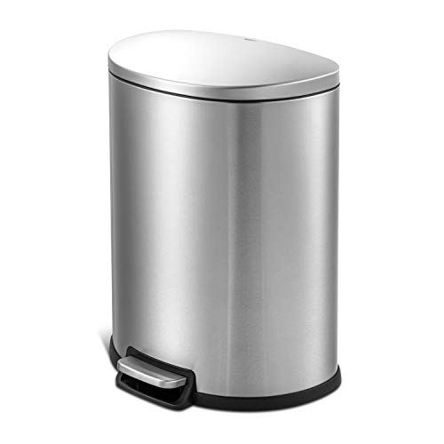 Best kitchen trash can in 2023 [Based on 50 expert reviews]